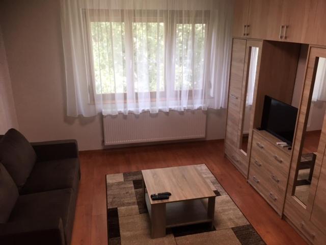 Thaly 5 Apartment Debrecen Bagian luar foto